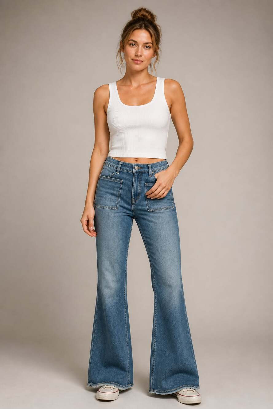 American Eagle Next Level Curvy Super High-Waisted Flare Jeans Size 10 Short